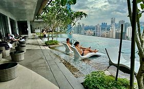 Axon Residence By Classy 1 Minutes Pavilion